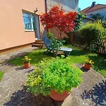 Garden Free Parking