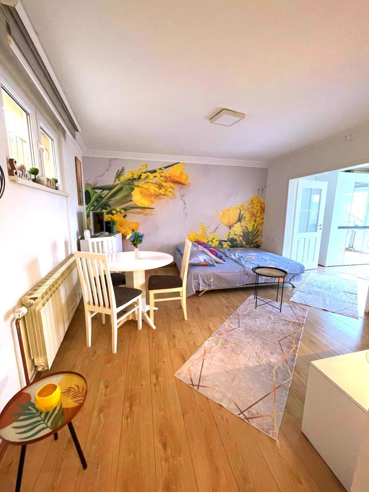 Appartamento Garden Free Parking SJJ