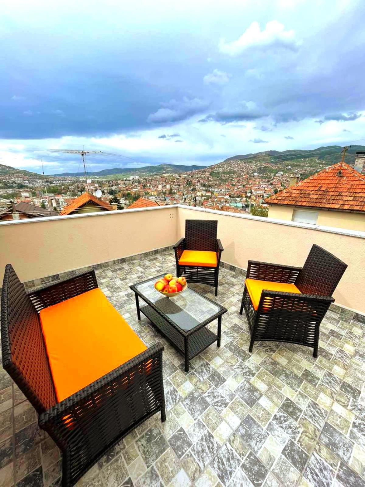 Appartamento Garden Free Parking SJJ